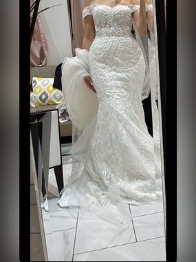 Elegant White Lace Mermaid Wedding Dress
